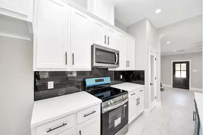 608 Miriam Street, Baytown, TX 77520 - Photo 15