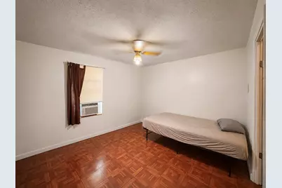 4602 N Wayside Drive, Houston, TX 77028 - Photo 5