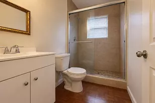 4602 N Wayside Dr, Houston, TX 77028 - Photo 9