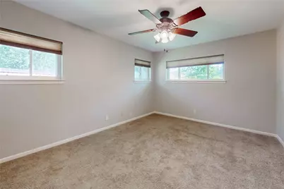 5338 Creekbend Drive, Houston, TX 77096 - Photo 9