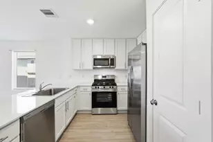 6639 Orange Daylily Ln, Katy, TX 77493 - Photo 7