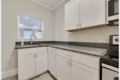 1215 W Gray Street #1, Houston, TX 77019 - Photo 9