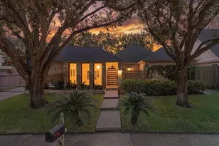 11807 Carriage Hill Dr, Houston, TX 77077 - Photo 9