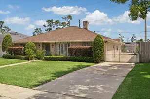 6423 Cindy Ln, Houston, TX 77008 - Photo 3