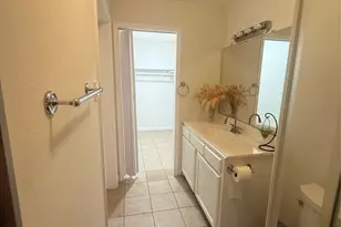 12335 W Village Dr, Houston, TX 77039 - Photo 23