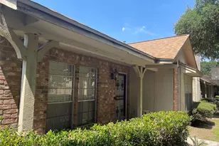 12335 W Village Dr, Houston, TX 77039 - Photo 3