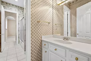 19006 Windsor Lakes Dr, Houston, TX 77094 - Photo 29