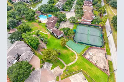 19006 Windsor Lakes Drive, Houston, TX 77094 - Photo 47