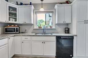 905 Bartlett Rd, Katy, TX 77493 - Photo 17