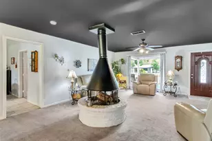905 Bartlett Rd, Katy, TX 77493 - Photo 7