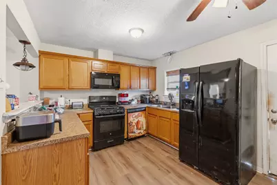 2001 67th Street, Galveston, TX 77551 - Photo 5
