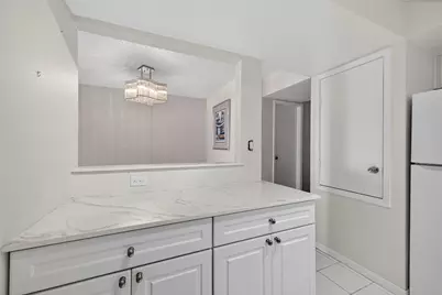 6201 Beverlyhill Street #35, Houston, TX 77057 - Photo 13