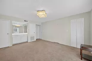 6201 Beverly Hill St, Houston, TX 77057 - Photo 17