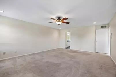 9850 Pagewood Lane #1507, Houston, TX 77042 - Photo 17