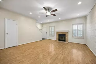 9850 Pagewood Ln, Houston, TX 77042 - Photo 5