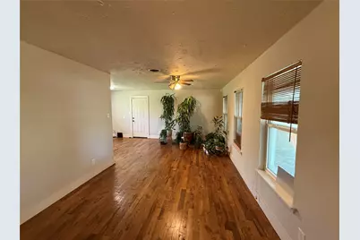 10317 Kelburn Drive, Houston, TX 77016 - Photo 5