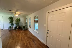 10317 Kelburn Dr, Houston, TX 77016 - Photo 15