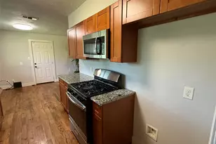 10317 Kelburn Dr, Houston, TX 77016 - Photo 9