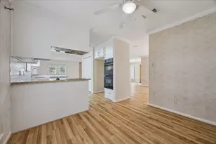 14907 Aspen Hills Dr, Houston, TX 77062 - Photo 11