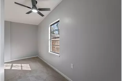 105 N Woodsway Street E, Conroe, TX 77301 - Photo 33