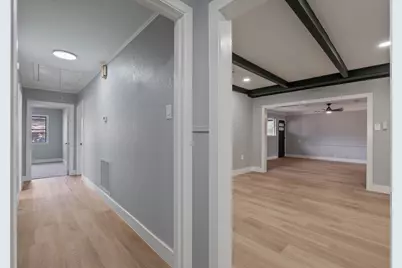 105 N Woodsway Street E, Conroe, TX 77301 - Photo 5