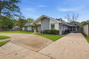 4801 Willowbend Blvd, Houston, TX 77035 - Photo 3