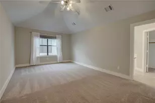 5911 Petty St, Houston, TX 77007 - Photo 9