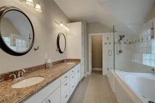 5911 Petty St, Houston, TX 77007 - Photo 11