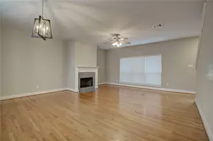 5911 Petty St, Houston, TX 77007 - Photo 3