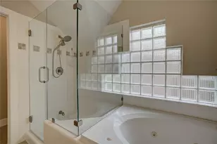 5911 Petty St, Houston, TX 77007 - Photo 33