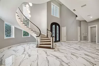 23 Glen Eagles Drive, Sugar Land, TX 77479 - Photo 5