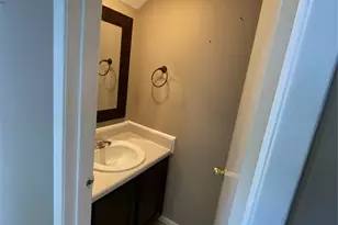 1519 S 8th St, La Porte, TX 77571 - Photo 5