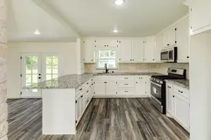 1200 Gifford Ln, Angleton, TX 77515 - Photo 13