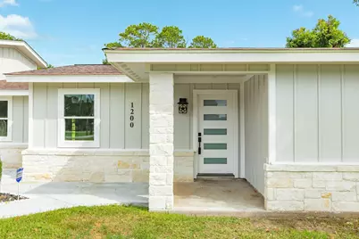 1200 Gifford Lane, Angleton, TX 77515 - Photo 5