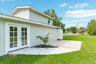 1200 Gifford Ln, Angleton, TX 77515 - Photo 7