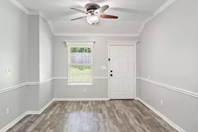 227 Green Leaf Street, Huntsville, TX 77340 - Photo 31