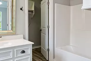 227 Greenleaf St, Huntsville, TX 77340 - Photo 21