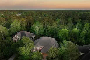 122 E Bracebridge Cir, The Woodlands, TX 77382 - Photo 7