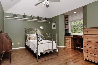 122 E Bracebridge Circle, The Woodlands, TX 77382 - Photo 31