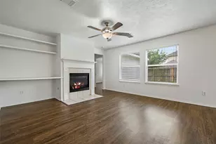 18401 Sunrise Oaks Ct, Montgomery, TX 77316 - Photo 11