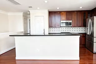 3411 Clearview Cir, Houston, TX 77025 - Photo 11