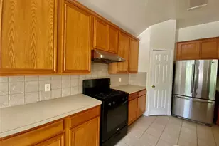 10323 Stanbrook Dr, Houston, TX 77089 - Photo 11