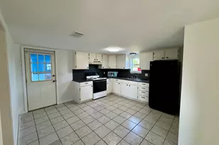1116 6th St, San Leon, TX 77539 - Photo 5