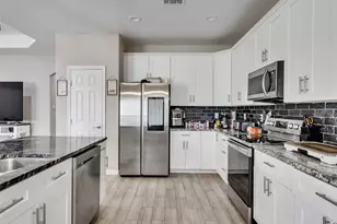 18182 William Ln, Conroe, TX 77302 - Photo 9