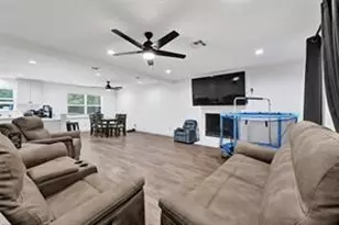 2630 Centurian Cir, New Caney, TX 77357 - Photo 3