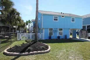 22205 Frio Dr, Galveston, TX 77554 - Photo 3