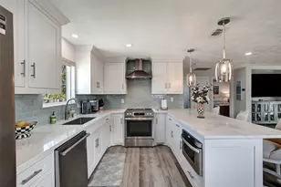 22205 Frio Dr, Galveston, TX 77554 - Photo 9