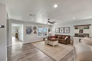 22205 Frio Dr, Galveston, TX 77554 - Photo 15