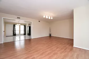 9409 Bassoon Dr, Houston, TX 77025 - Photo 3