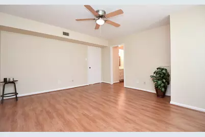9409 Bassoon Drive, Houston, TX 77025 - Photo 13
